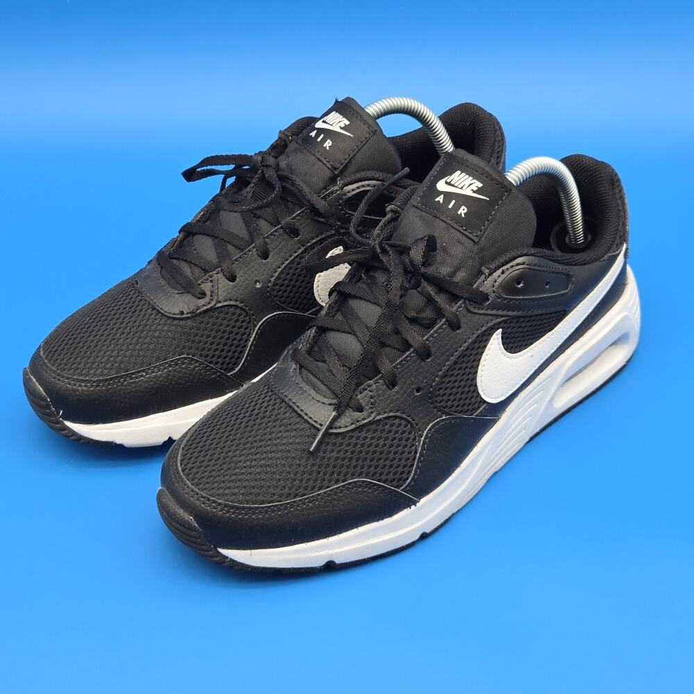 Nike Air Max SC Women’s Size 10 Black White Running Shoes Sneakers CW4554-001 - Picture 2 of 11